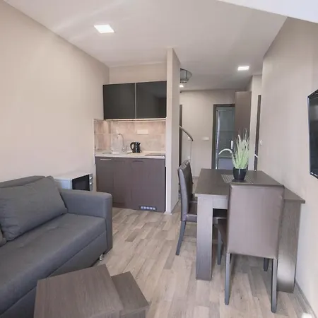 Apartahotel Belvedere Hills Luxury And 3*