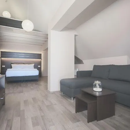 Apartahotel Belvedere Hills Luxury And 3*